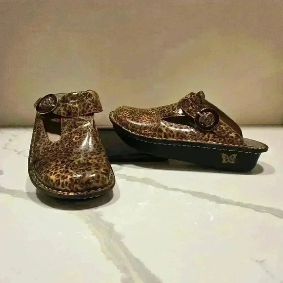 Alegria Shoes - Alegria Limited Edition Safari Clogs Leopard Womens Size 7